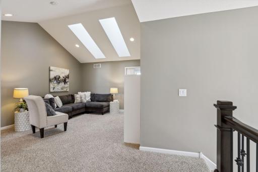3887 Paradise Cove N, Stillwater, MN 55082