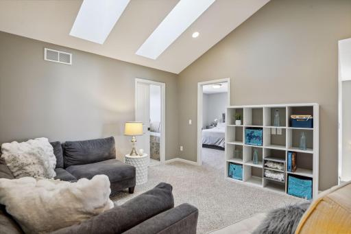 3887 Paradise Cove N, Stillwater, MN 55082