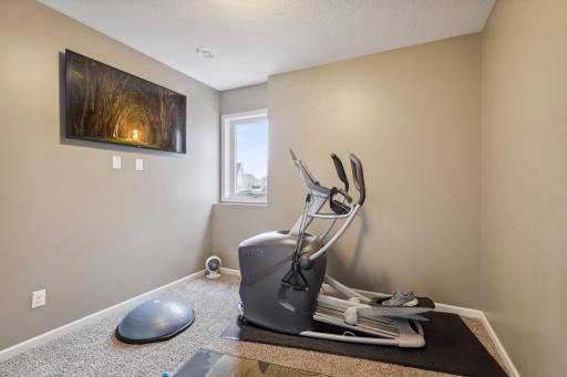 3887 Paradise Cove N, Stillwater, MN 55082