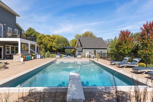 3887 Paradise Cove N, Stillwater, MN 55082