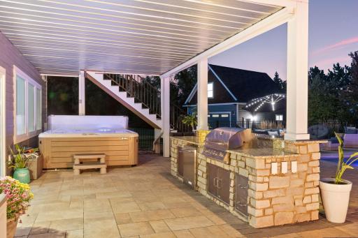 3887 Paradise Cove N, Stillwater, MN 55082