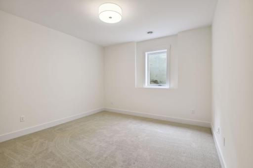 5737 Zenith Avenue S, Edina, MN 55410