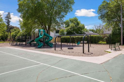 5737 Zenith Avenue S, Edina, MN 55410