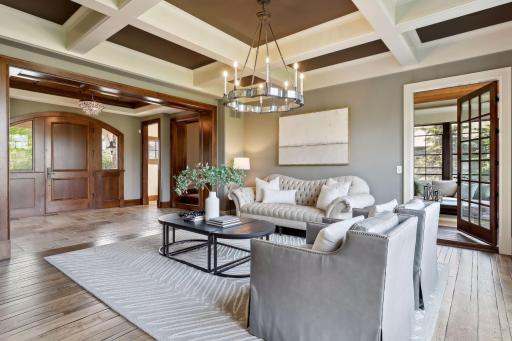 77 Monarch Way, North Oaks, MN 55127