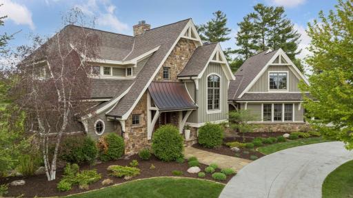 77 Monarch Way, North Oaks, MN 55127