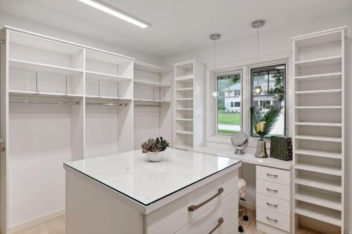 5721 Brook Drive, Edina, MN 55439