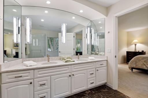 5721 Brook Drive, Edina, MN 55439