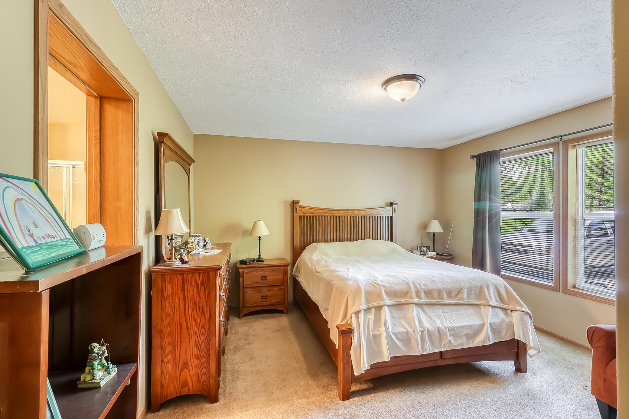 Primary Bedroom1_1.jpg