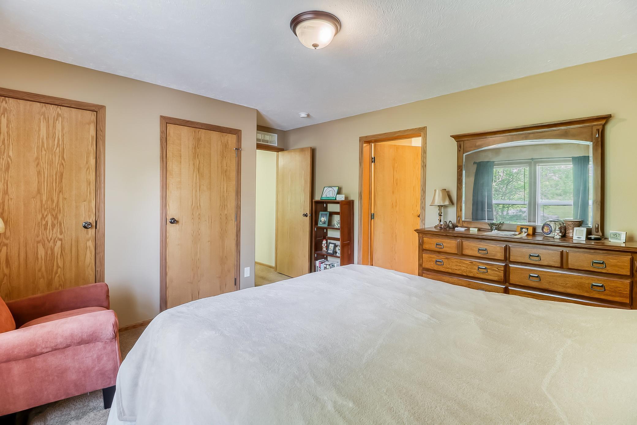 Primary Bedroom1_3.jpg