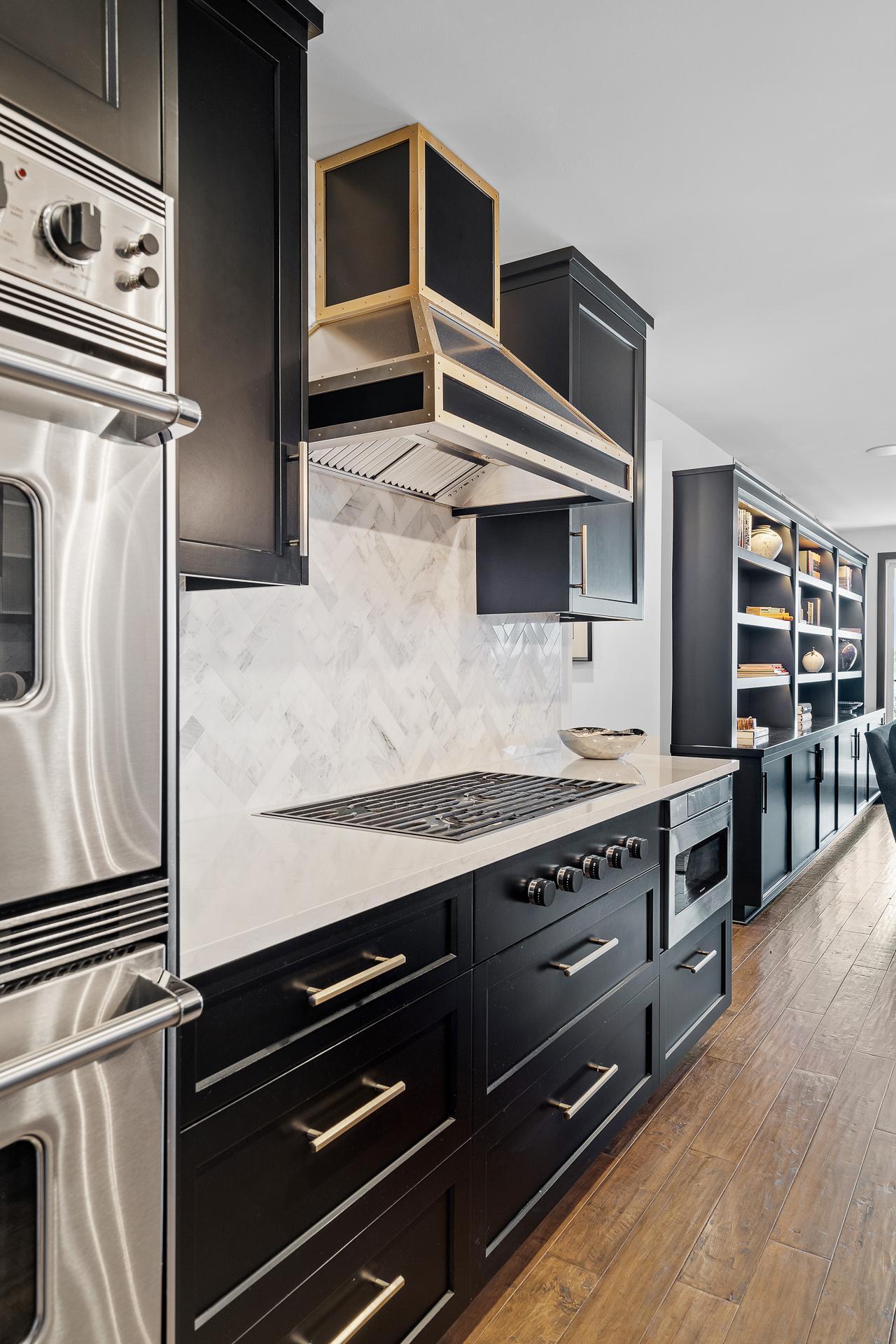 540 Indian Mound St MLS-43.jpg