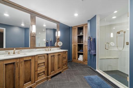 540 Indian Mound St MLS-66.jpg