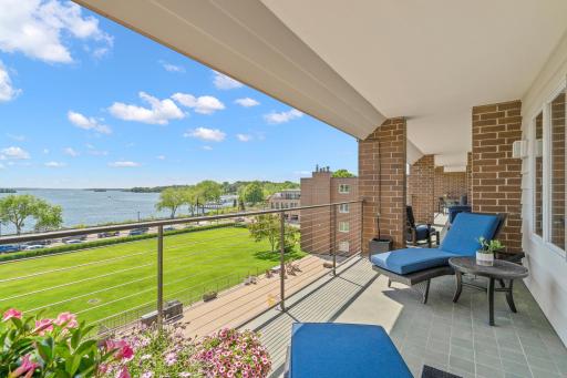 540 Indian Mound St MLS-15.jpg