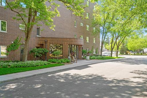 540 Indian Mound St MLS-2.jpg