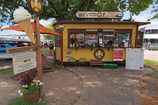 Tommy's Tonka Trolly is a community favorite! Grab an ice cream and take in one of the Concerts in the Commons throughout the summer.