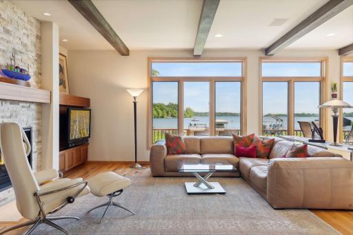 1905 Beach Lane, Wayzata, MN 55391