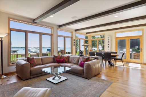An open & light filled design complemented perfectly with walls of windows