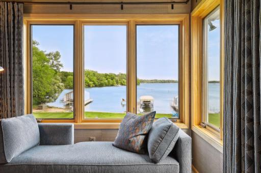 1905 Beach Lane, Wayzata, MN 55391