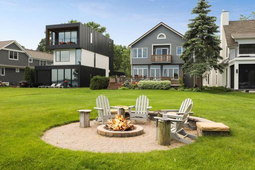 1905 Beach Lane, Wayzata, MN 55391