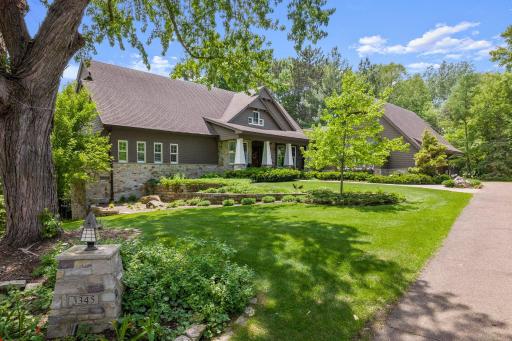 3345 Honeywood Lane, Minnetonka, MN 55305