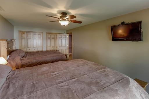 9643 Ossawinnamakee Road, Pequot Lakes, MN 56472