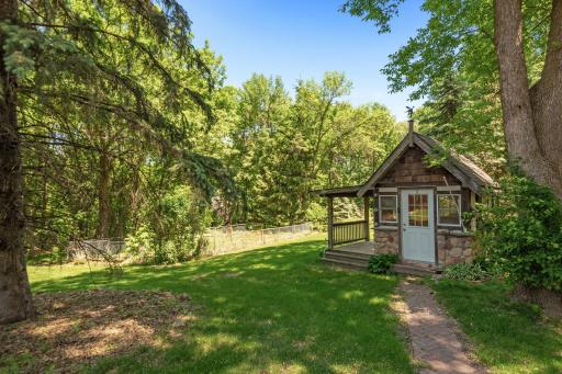 5605 Vagabond Lane N, Plymouth, MN 55446