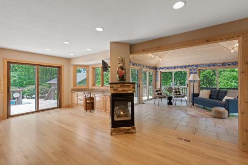 5605 Vagabond Lane N, Plymouth, MN 55446