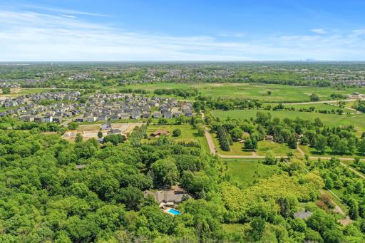 5605 Vagabond Lane N, Plymouth, MN 55446