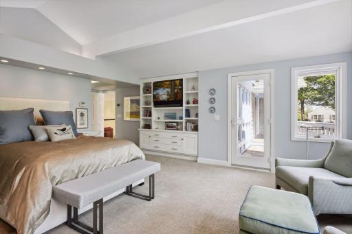 2505 Lafayette Road, Wayzata, MN 55391