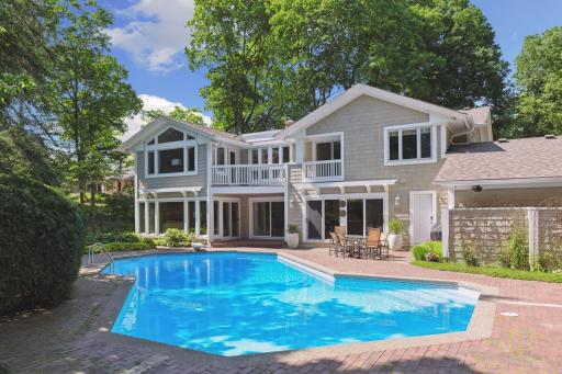 2505 Lafayette Road, Wayzata, MN 55391