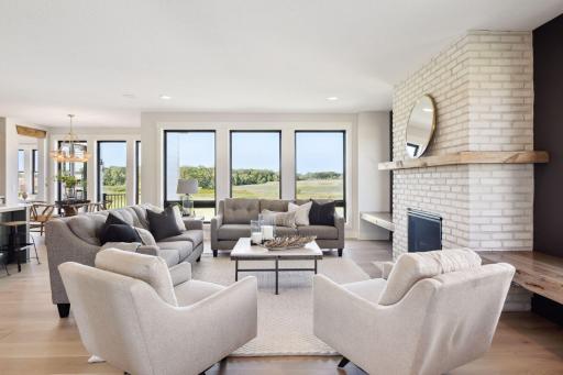 5289 Rolling Hills Parkway, Victoria, MN 55318
