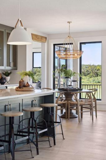 5289 Rolling Hills Parkway, Victoria, MN 55318