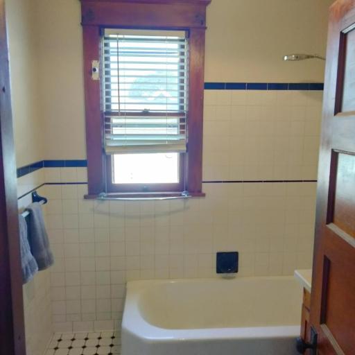 786 Smith Avenue S, Saint Paul, MN 55107