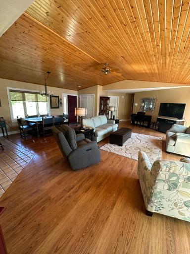 1720 Wabanica Bay Drive NW, Baudette, MN 56623