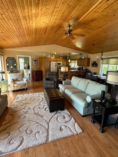 1720 Wabanica Bay Drive NW, Baudette, MN 56623