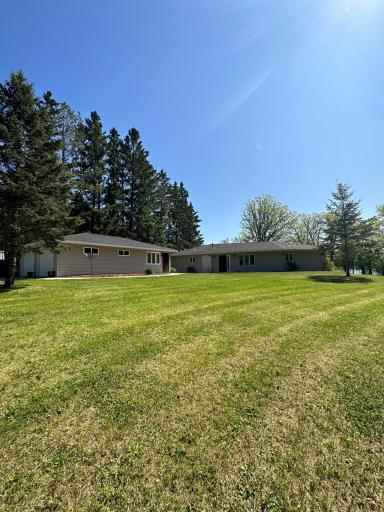 1720 Wabanica Bay Drive NW, Baudette, MN 56623