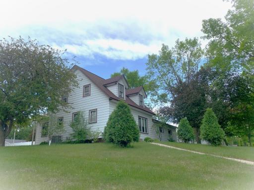 502 S 10th Street, Montevideo, MN 56265
