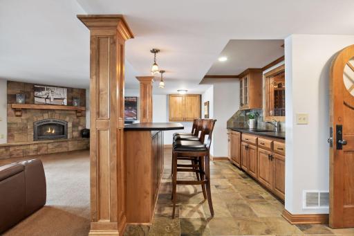 19855 Cottagewood Avenue, Excelsior, MN 55331