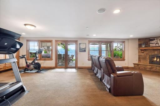 19855 Cottagewood Avenue, Excelsior, MN 55331