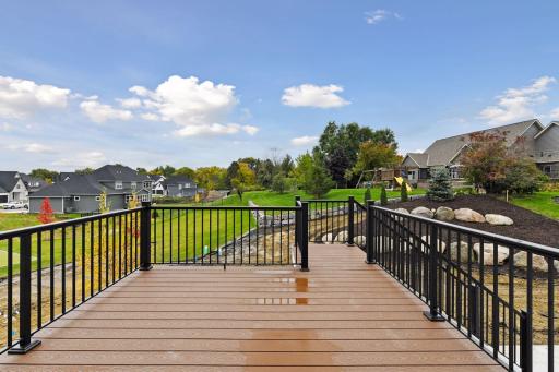 17045 46th Avenue N, Plymouth, MN 55446