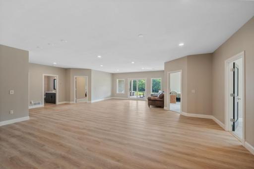 11734 Eckert Avenue SE, Delano, MN 55328