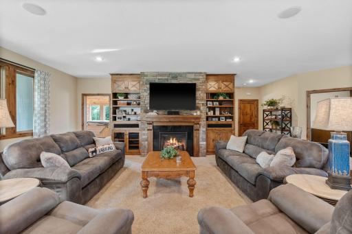 11734 Eckert Avenue SE, Delano, MN 55328