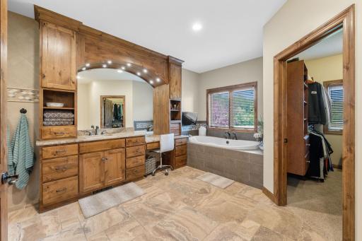 11734 Eckert Avenue SE, Delano, MN 55328