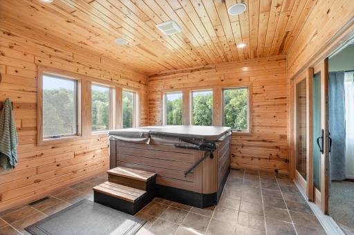 11734 Eckert Avenue SE, Delano, MN 55328
