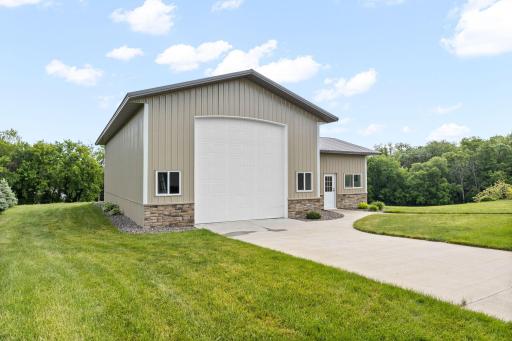11734 Eckert Avenue SE, Delano, MN 55328