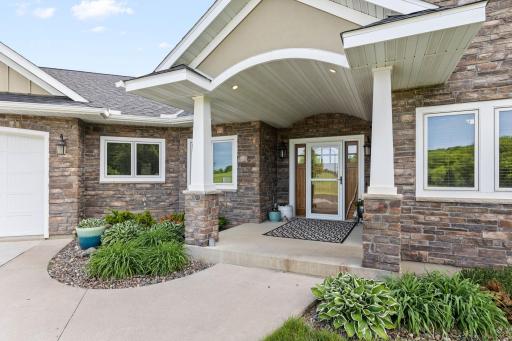 11734 Eckert Avenue SE, Delano, MN 55328
