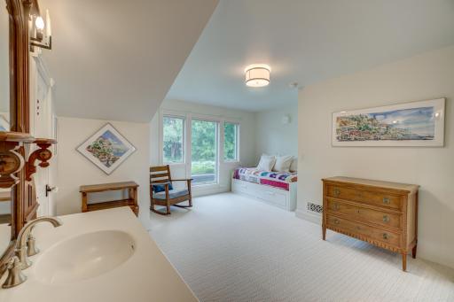 210 Laurel Street E, Stillwater, MN 55082