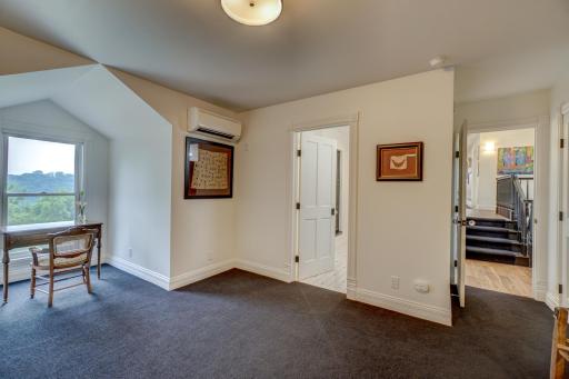 210 Laurel Street E, Stillwater, MN 55082