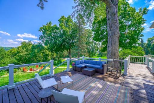 210 Laurel Street E, Stillwater, MN 55082