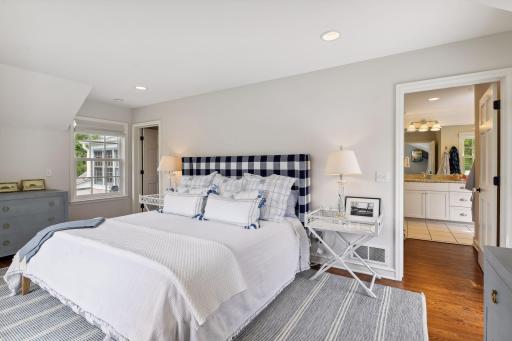 11 Cooper Avenue, Edina, MN 55436