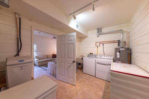 20574 MOOSE POINT RD, Grand Rapids, MN 55744